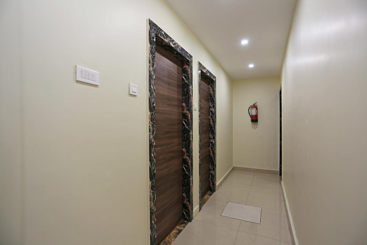 Oyo 11596 Sanjay Guest House กานปูร์ ภายนอก รูปภาพ